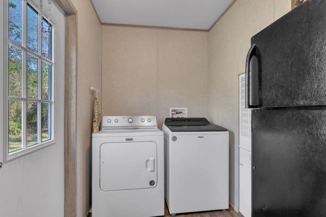 8876 N CR 136, Overton, TX 75684