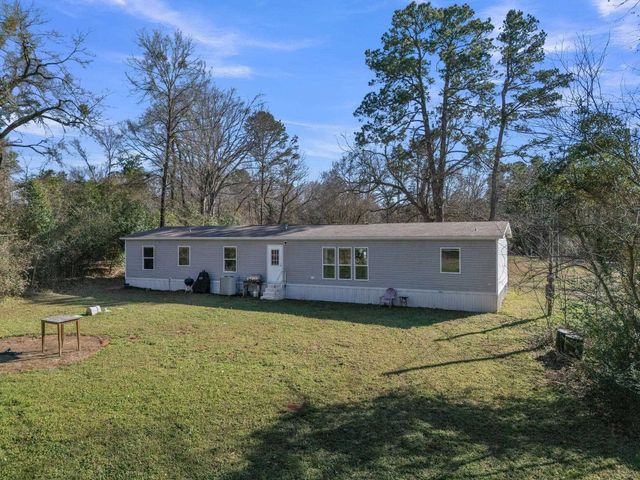 8876 N CR 136, Overton, TX 75684