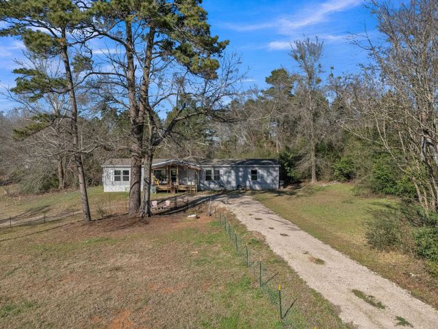8876 N CR 136, Overton, TX 75684