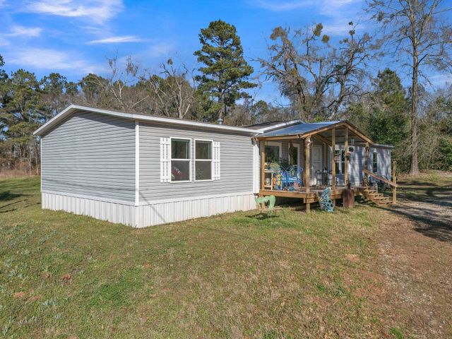 8876 N CR 136, Overton, TX 75684