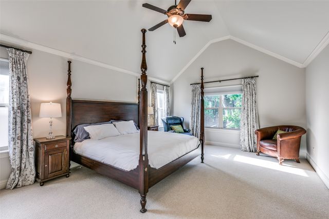 6363 Vanderbilt Avenue, Dallas, TX 75214