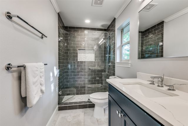 6363 Vanderbilt Avenue, Dallas, TX 75214