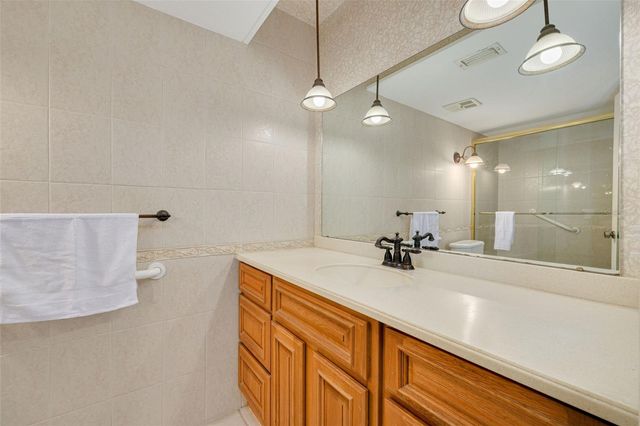 2101 SUNSET POINT ROAD 1202, Clearwater, FL 33765