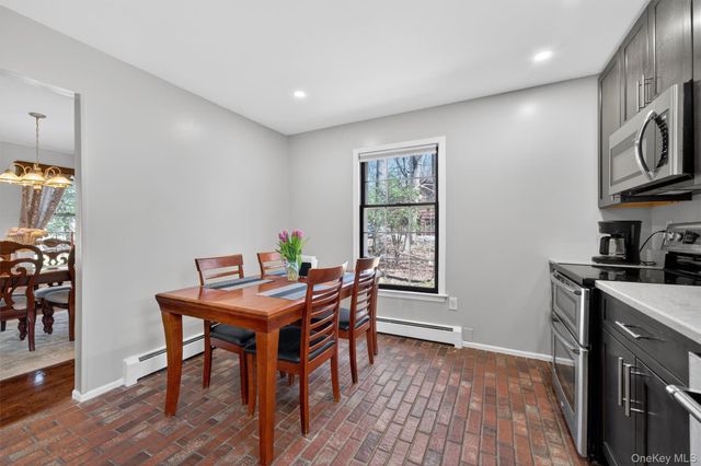 27 Sylvia Street, Newburgh, NY 12550