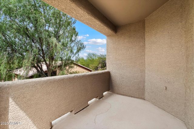 14046 N EDGEWORTH Drive B, Fountain Hills, AZ 85268