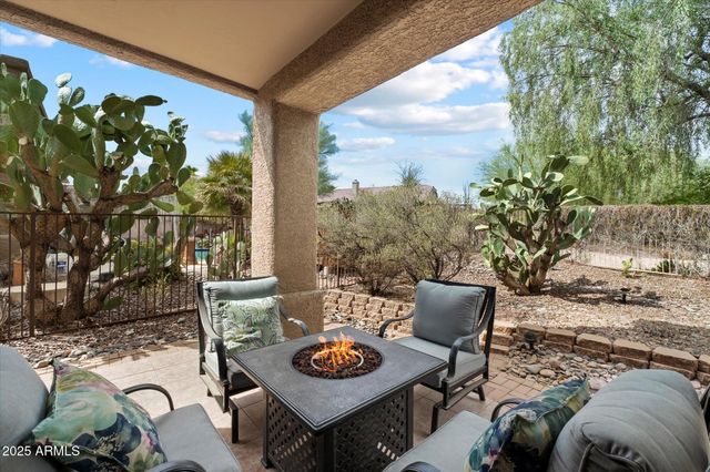 14046 N EDGEWORTH Drive B, Fountain Hills, AZ 85268