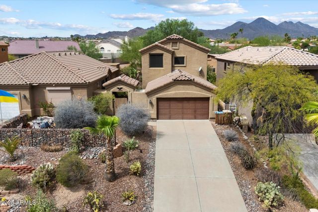 14046 N EDGEWORTH Drive B, Fountain Hills, AZ 85268