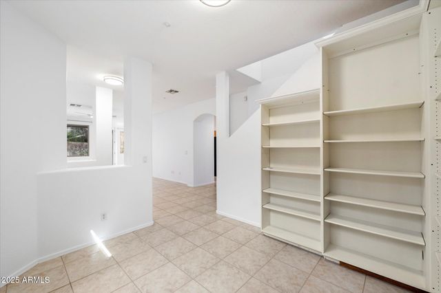 14046 N EDGEWORTH Drive B, Fountain Hills, AZ 85268