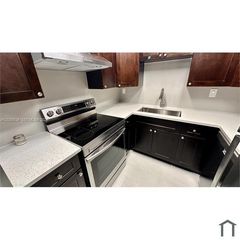 7826 NW 40th St 2, Coral Springs, FL 33065