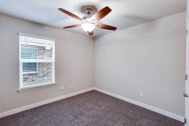 1704 Battery Park Drive, Alvarado, TX 76009