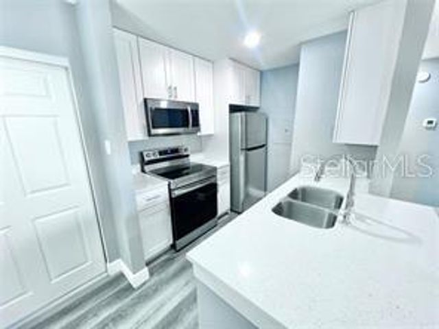 3802 BAY CLUB CIRCLE 101, Kissimmee, FL 34741