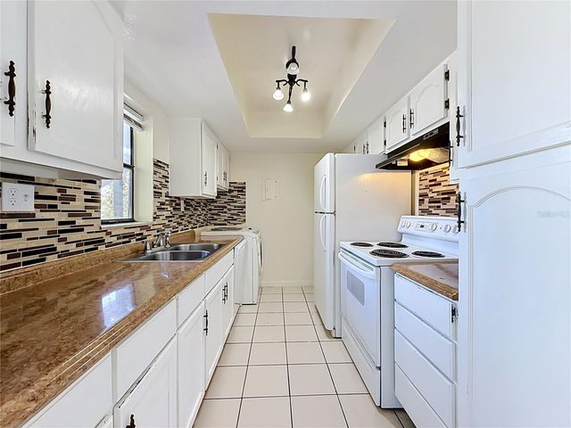 2636 LEMON TREE LANE, Orlando, FL 32839