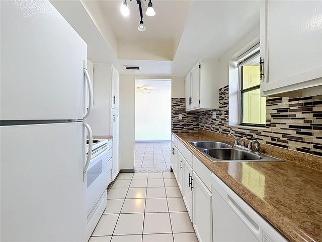 2636 LEMON TREE LANE, Orlando, FL 32839