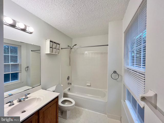 33 KETLEY PL, Princeton, NJ 08540