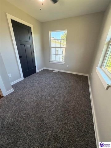 105 Hayward Road, Vine Grove, KY 40175