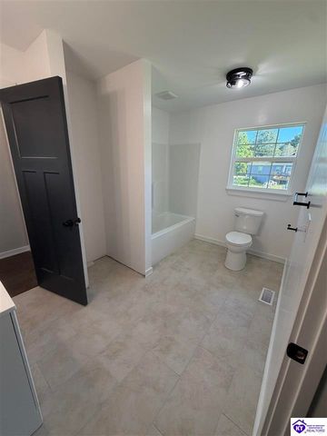 105 Hayward Road, Vine Grove, KY 40175