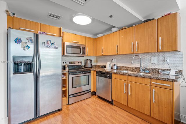 6362 Collins Avenue 503, Miami Beach, FL 33141