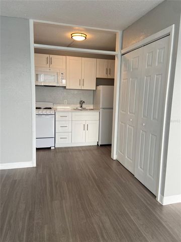 515 BON AIR STREET 241, Lakeland, FL 33805