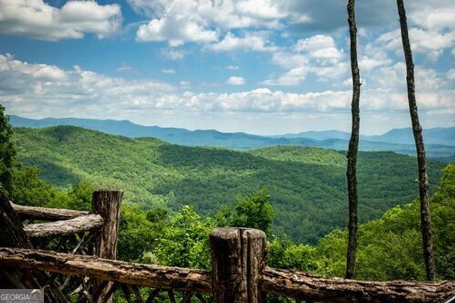LOT 25 Utana Bluffs Trail, Ellijay, GA 30540