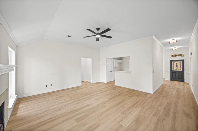 3115 Lake Breeze Lane, Crosby, TX 77532
