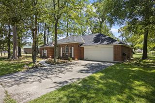 3115 Lake Breeze Lane, Crosby, TX 77532