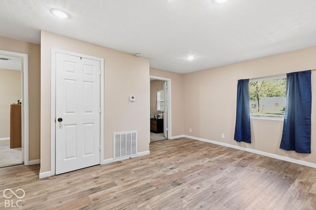 20 N Galeston Avenue, Indianapolis, IN 46229