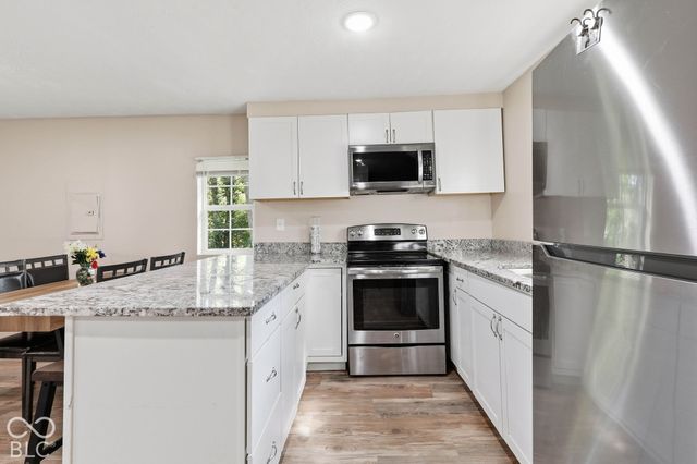 20 N Galeston Avenue, Indianapolis, IN 46229