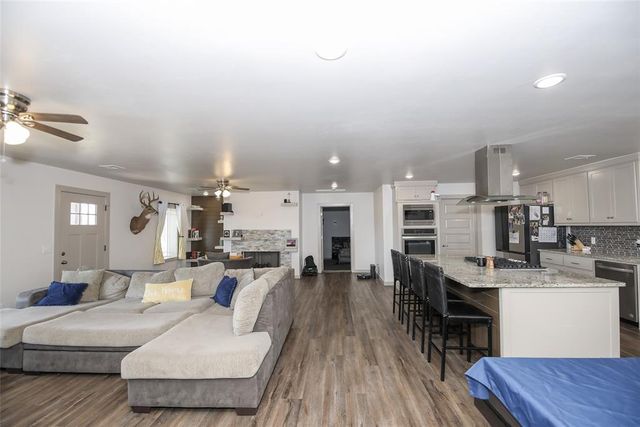 13310 Fishmarket Road, Mcloud, OK 74851