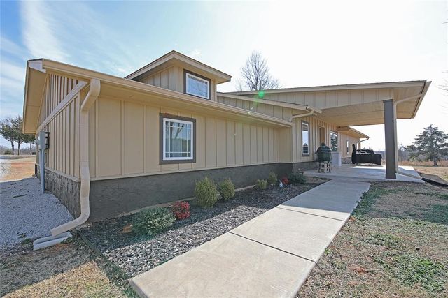 13310 Fishmarket Road, Mcloud, OK 74851