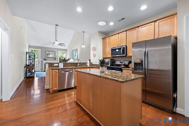 8264 Marley Dr, Mechanicsville, VA 23116