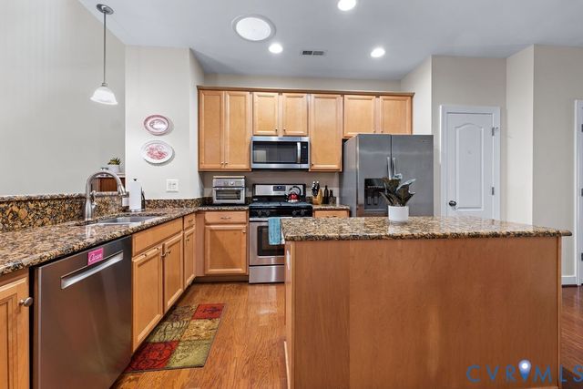 8264 Marley Dr, Mechanicsville, VA 23116