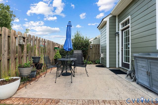 8264 Marley Dr, Mechanicsville, VA 23116