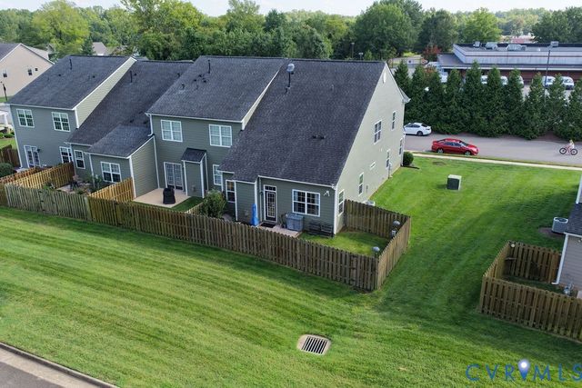 8264 Marley Dr, Mechanicsville, VA 23116