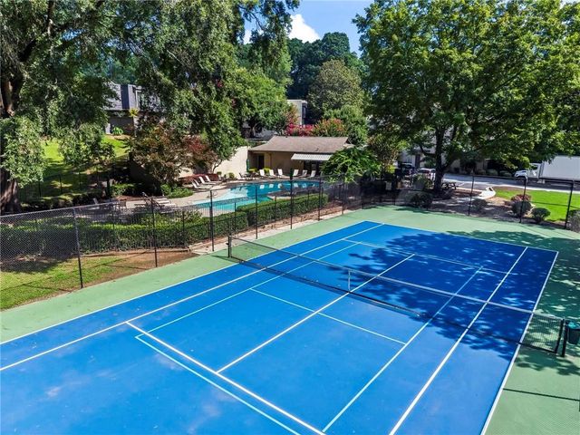 59 Ivy Trail NE, Atlanta, GA 30342