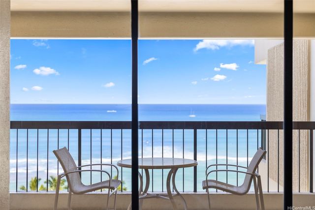 2470 Kalakaua Avenue 1101, Honolulu, HI 96815