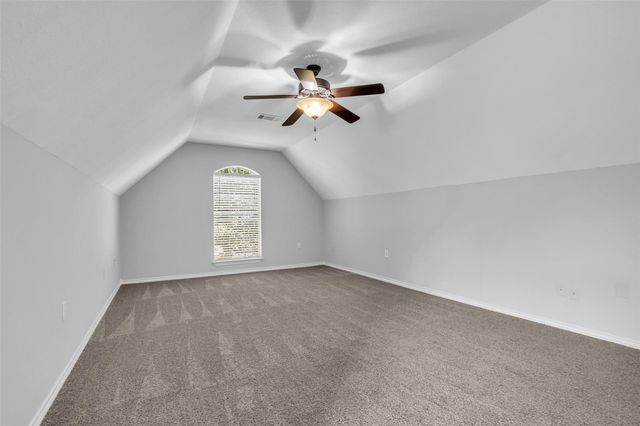 3002 Pine Chase Drive, Montgomery, TX 77356