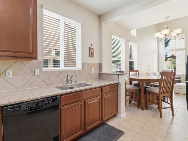 4345 Santo Domingo A, Santa Fe, NM 87507