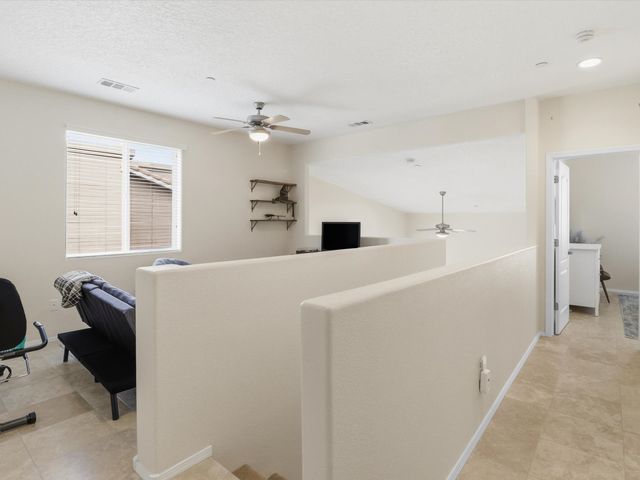 4345 Santo Domingo A, Santa Fe, NM 87507