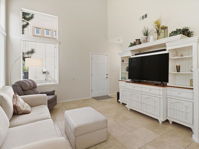 4345 Santo Domingo A, Santa Fe, NM 87507