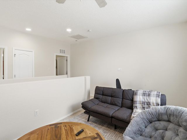 4345 Santo Domingo A, Santa Fe, NM 87507