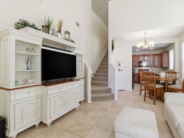 4345 Santo Domingo A, Santa Fe, NM 87507