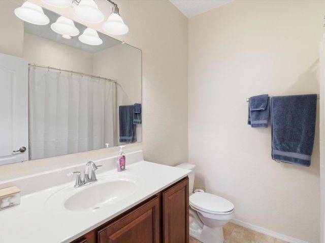 4345 Santo Domingo A, Santa Fe, NM 87507