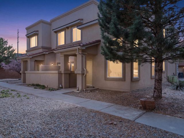 4345 Santo Domingo A, Santa Fe, NM 87507