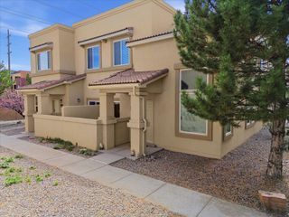4345 Santo Domingo A, Santa Fe, NM 87507