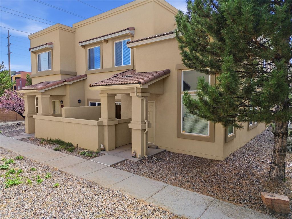 4345 Santo Domingo A, Santa Fe, NM 87507