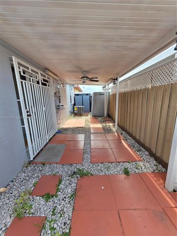 8905 NW 121 ST 0, Hialeah, FL 33018
