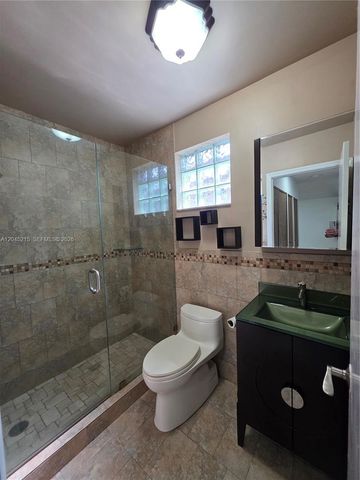 8905 NW 121 ST 0, Hialeah, FL 33018