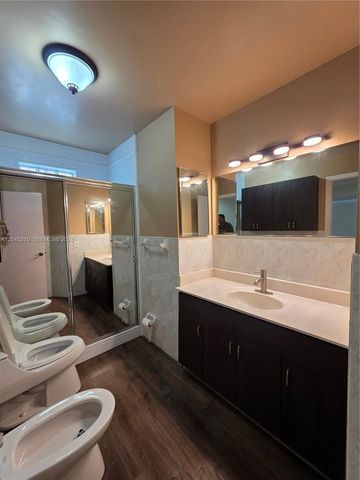 8905 NW 121 ST 0, Hialeah, FL 33018