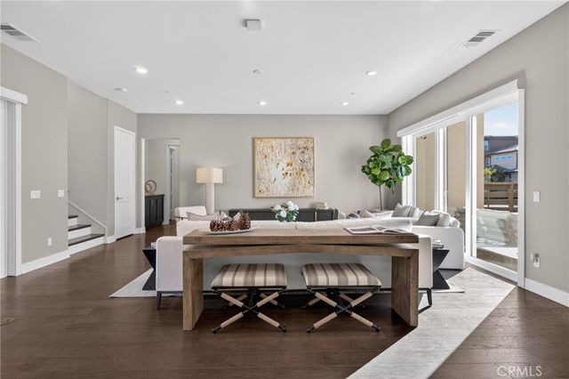 64 Chasma, Irvine, CA, Irvine, CA 92618