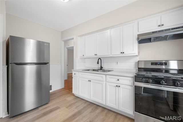 1256 Grant Drive, St Louis, MO 63132